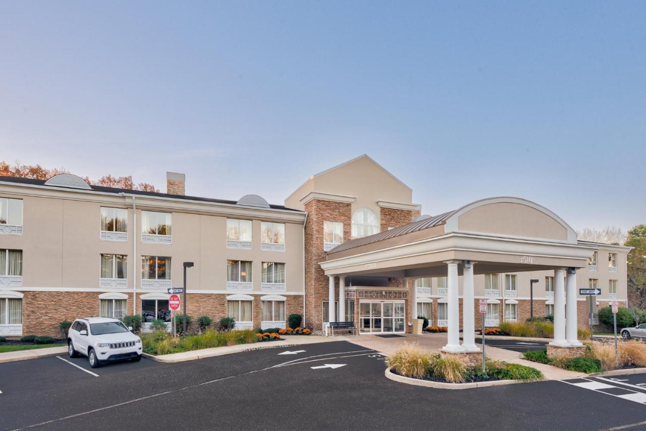 Holiday Inn Express - Neptune By Ihg מראה חיצוני תמונה