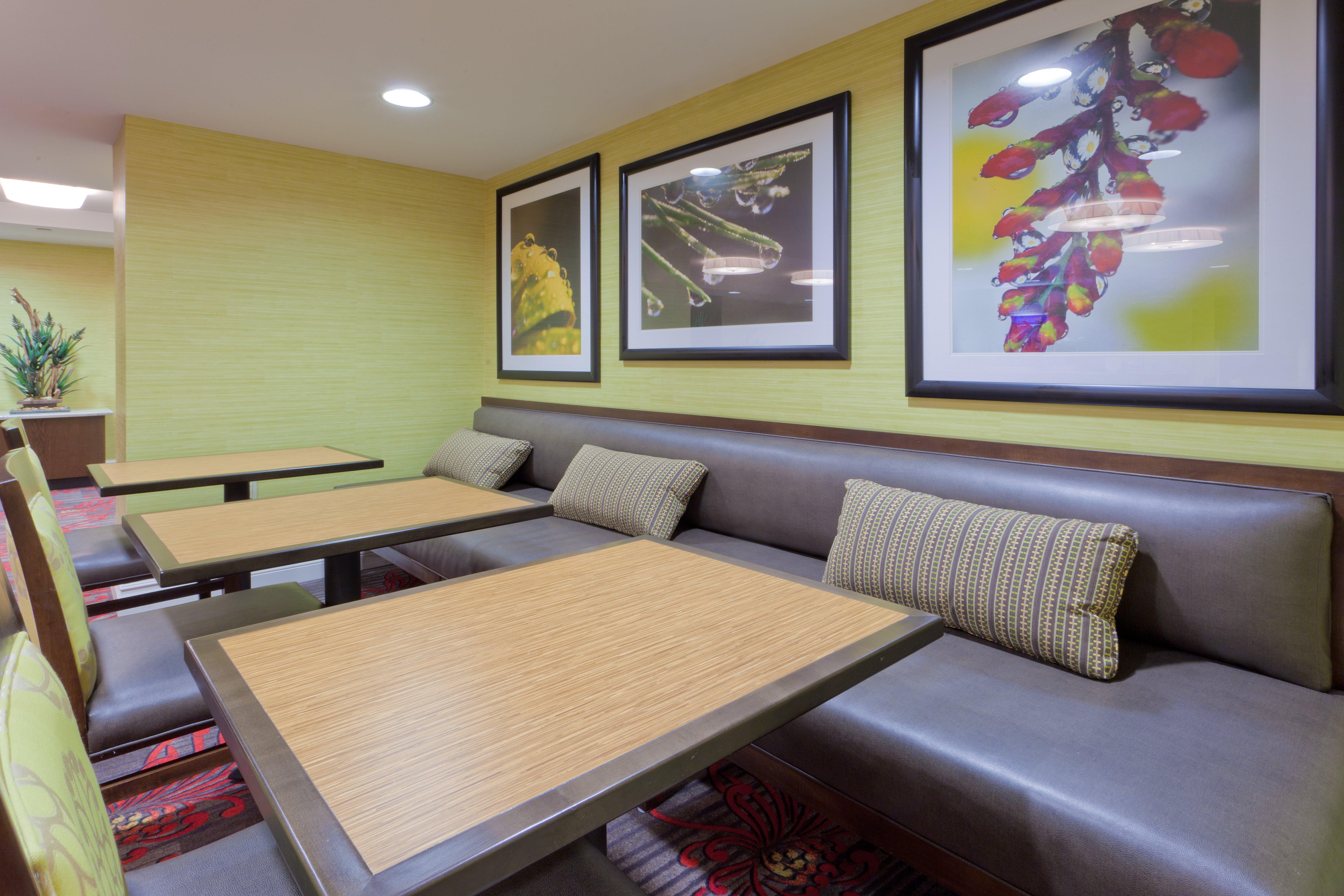 Holiday Inn Express - Neptune By Ihg מראה חיצוני תמונה