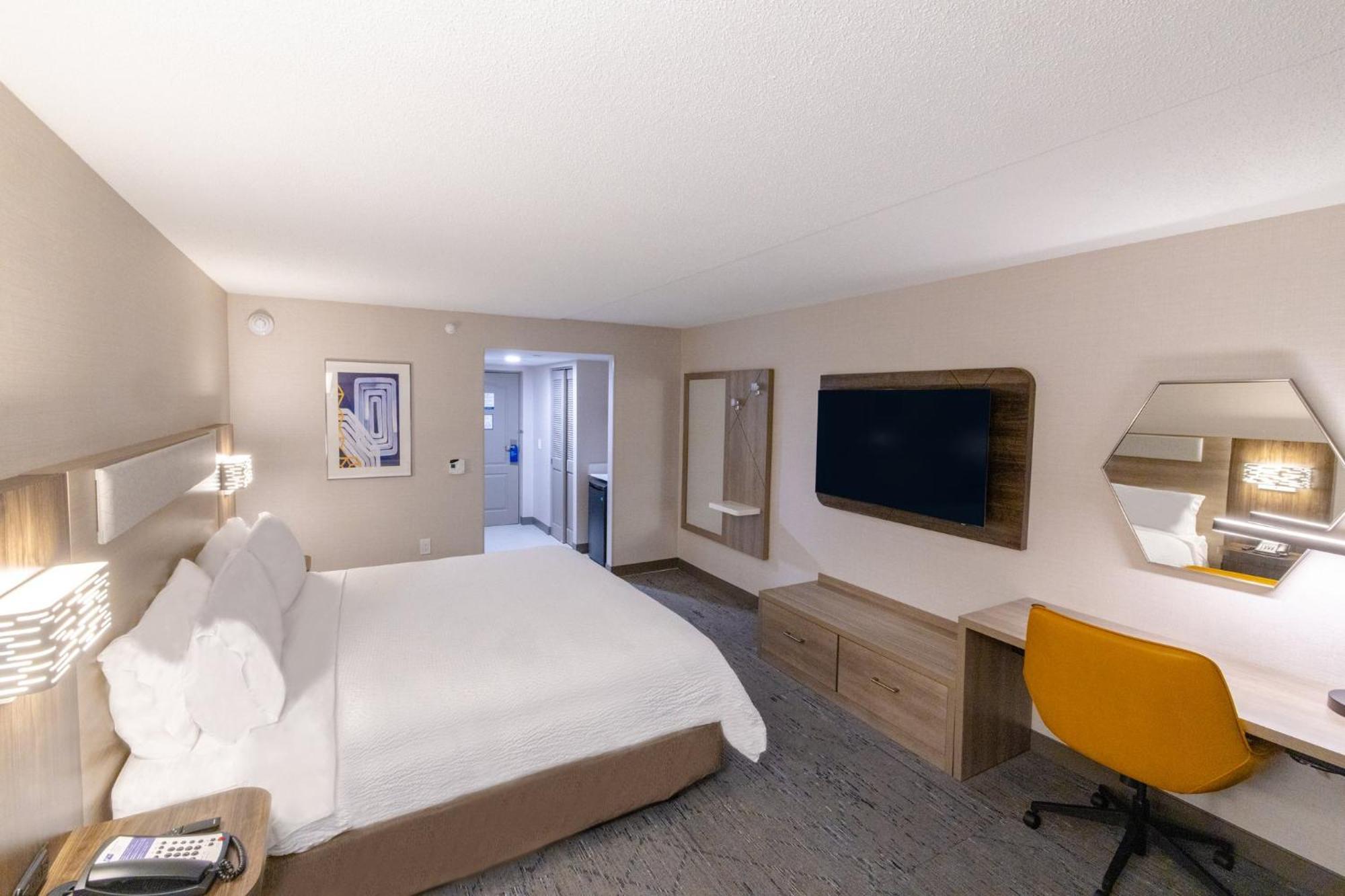 Holiday Inn Express - Neptune By Ihg מראה חיצוני תמונה