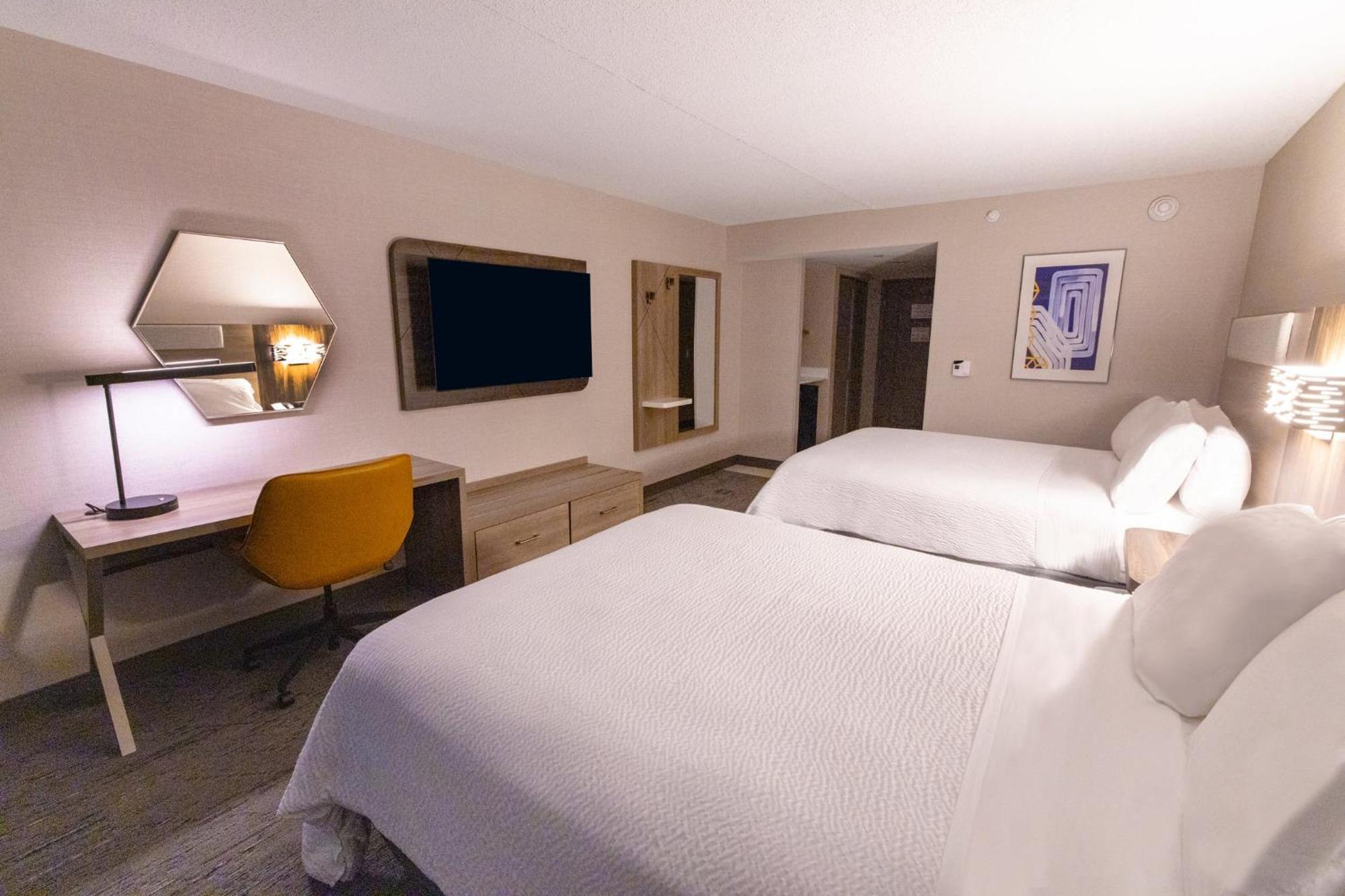 Holiday Inn Express - Neptune By Ihg מראה חיצוני תמונה