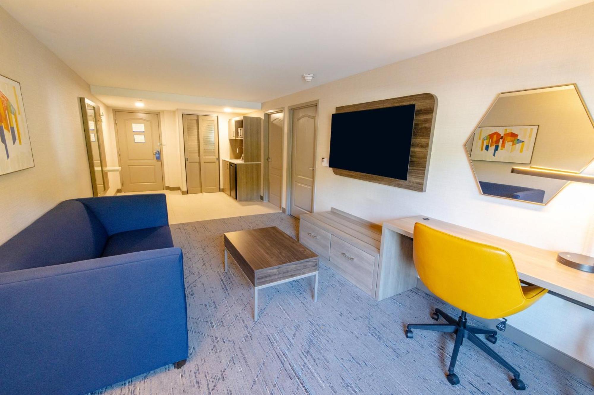 Holiday Inn Express - Neptune By Ihg מראה חיצוני תמונה