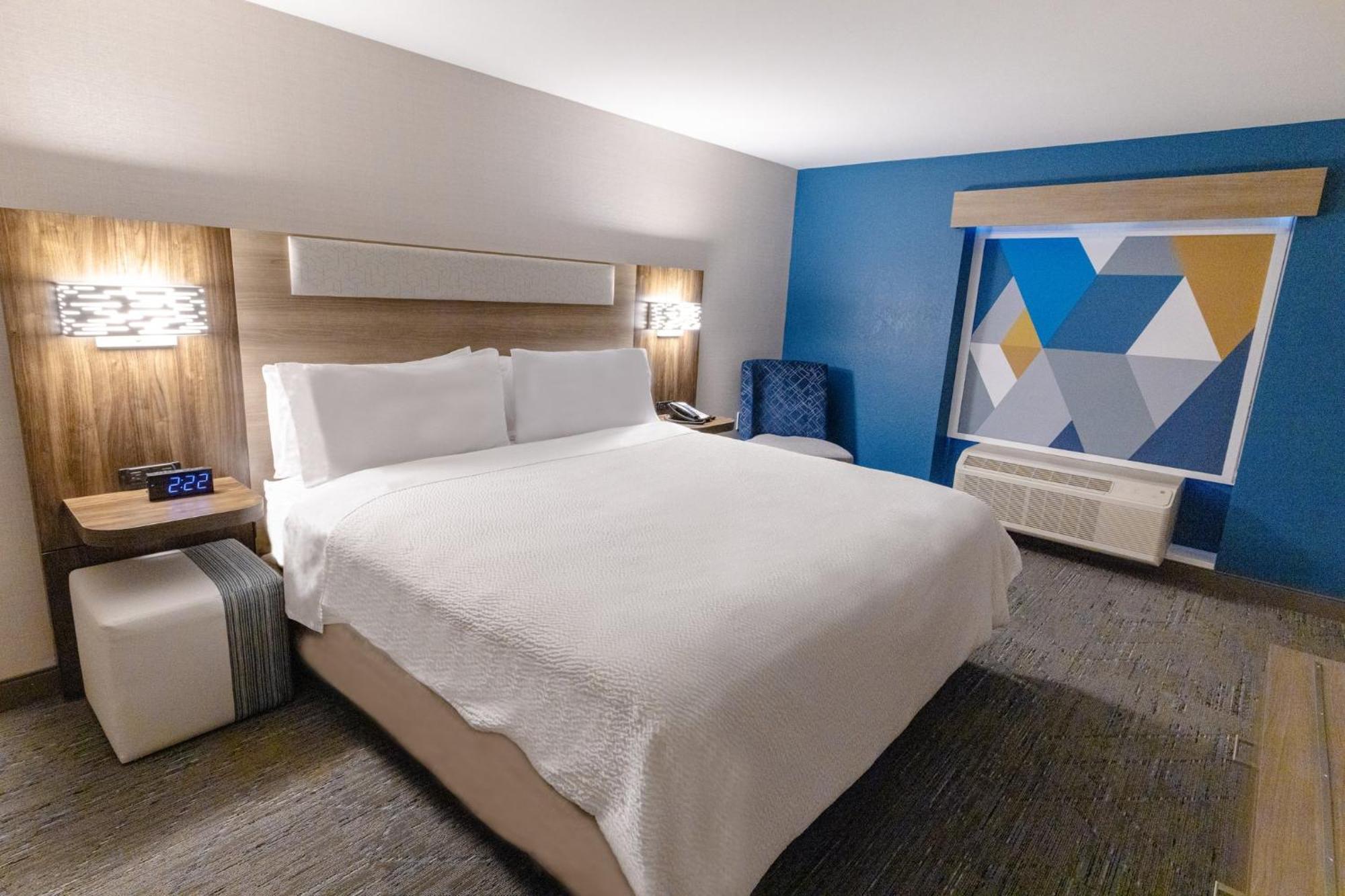 Holiday Inn Express - Neptune By Ihg מראה חיצוני תמונה