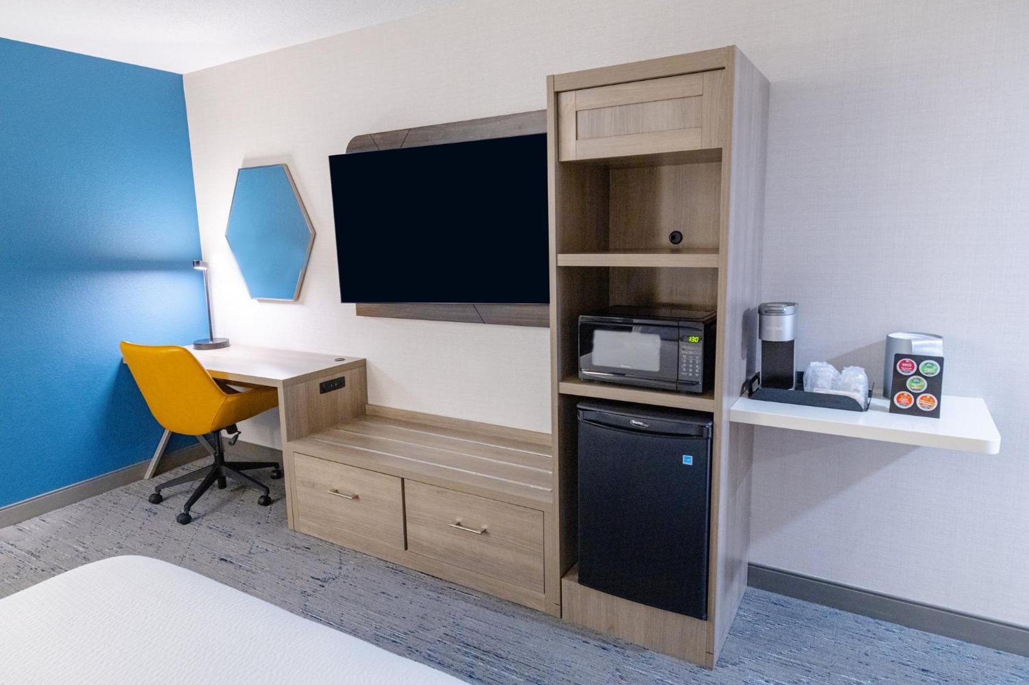 Holiday Inn Express - Neptune By Ihg מראה חיצוני תמונה